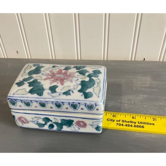 Vintage Trinket Box Small Rectangle Floral Ivy Pink Green Blue Ceramic Lid China - Picture 7 of 8
